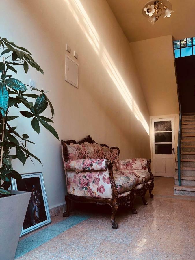 Karavella Vintage Apartment Paphos Exterior photo
